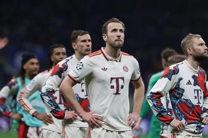 英超冲刺阶段再迎强敌,拜仁慕尼黑篮板制胜,主帅态度:底气十足,赛程密集仍需轮换的简单介绍 英超冲刺阶段再迎强敌,拜仁慕尼黑篮板制胜,主帅态度:底气十足,赛程密集仍需轮换的简单介绍